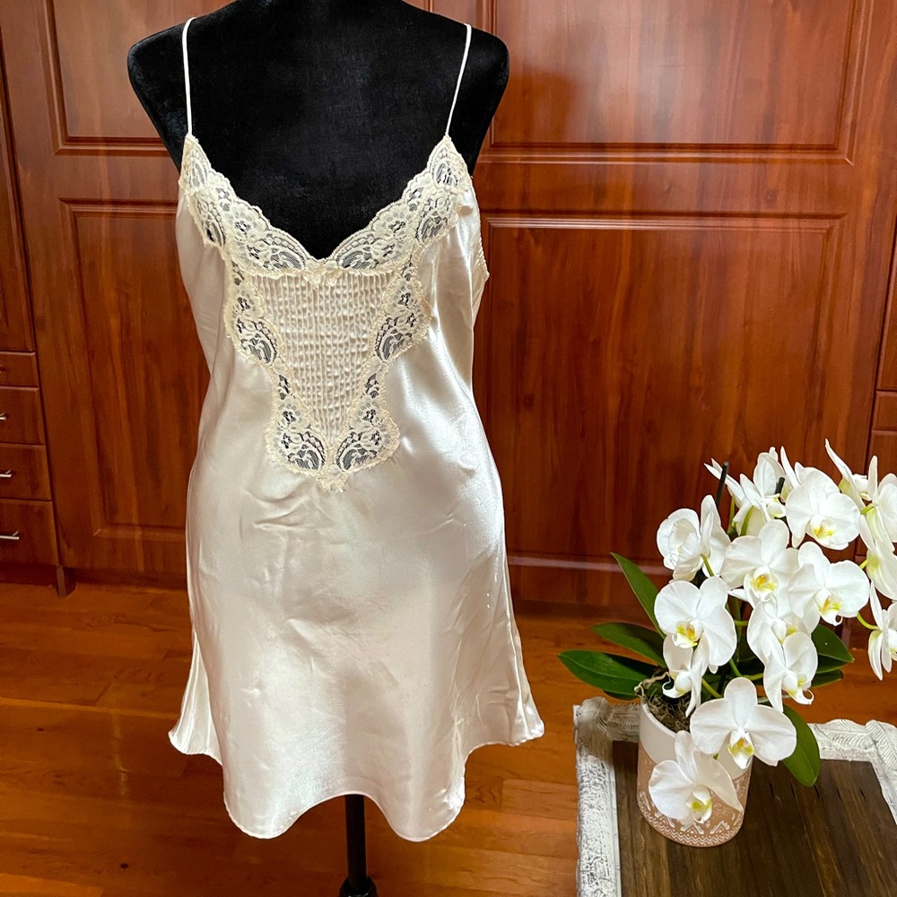 Vintage off white silk slip